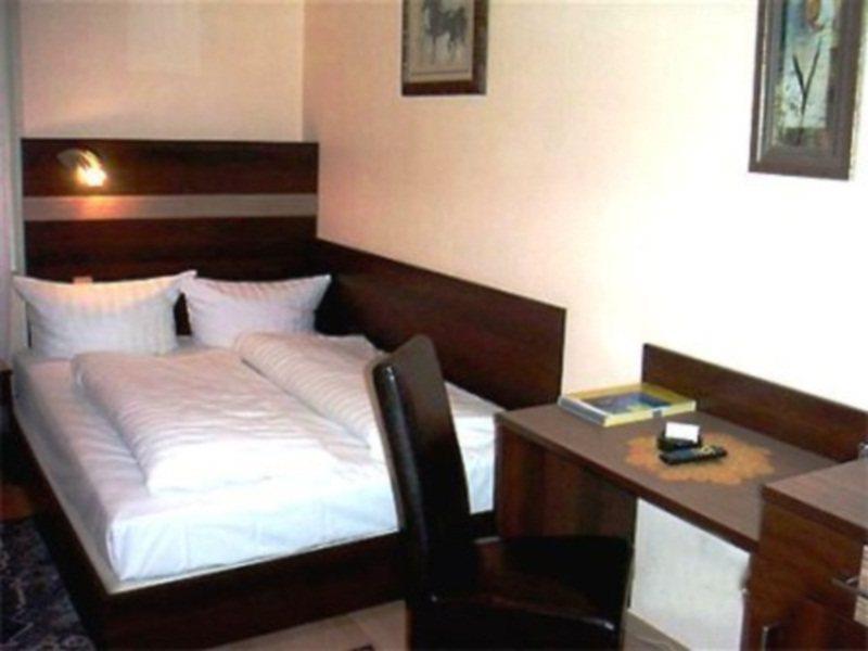 Hotel Elbe Frankfurt am Main Zimmer foto